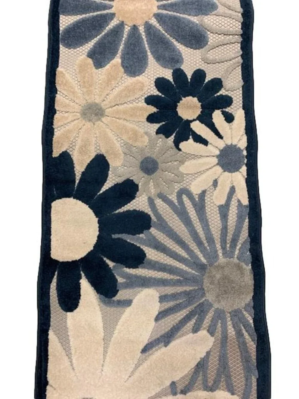 Nourison Daisy Bouquet Indoor/Outdoor Runner Rug 2'2